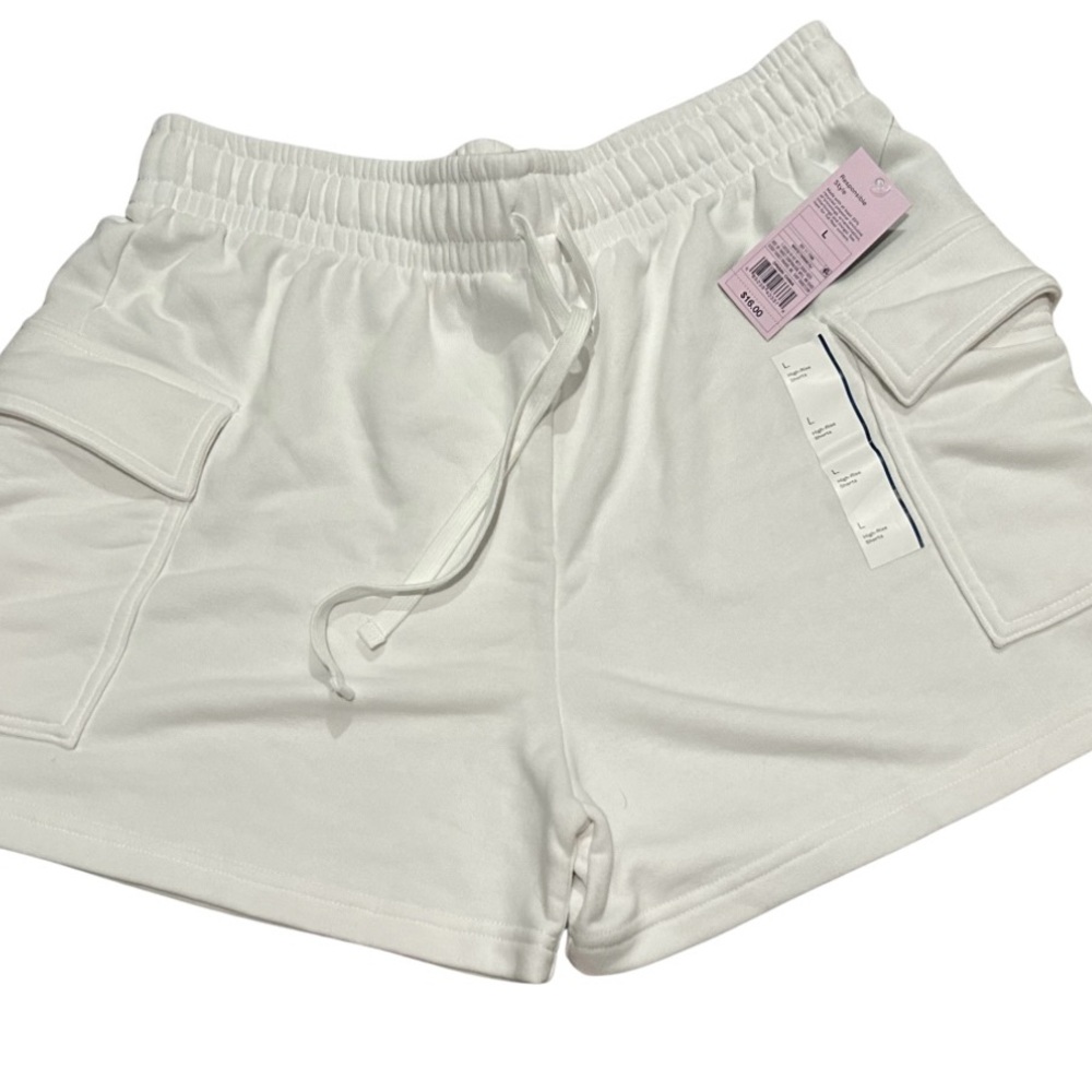 Wild Fable White Cargo Shorts